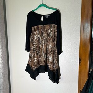 Women’s medium black and brown animal print tunic